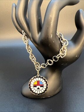 Vintage native American tribal charm bracelet silver tone curb chain